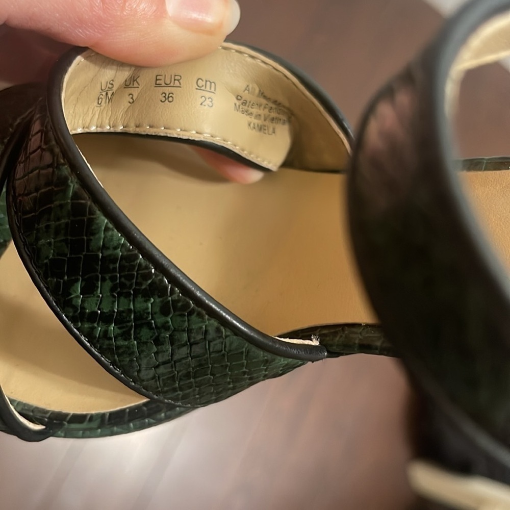 Naturalizer Kamela Ankle Strap Sandals Size 6 - Picture 10 of 10